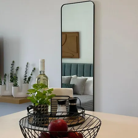 And Chill -luxury With Pool And Sauna In Kato Lägenhet Paphos