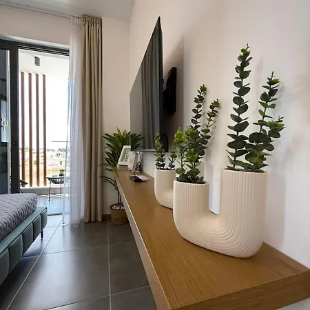 And Chill -luxury With Pool And Sauna In Kato Apartament