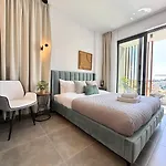 Apartament And Chill -luxury With Pool And Sauna In Kato *