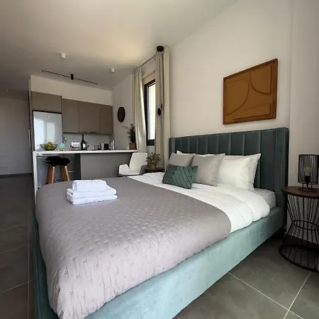 And Chill -luxury In Kato Paphos