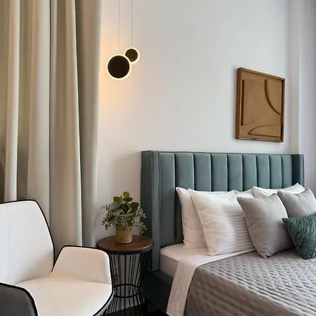 And Chill -luxury With Pool And Sauna In Kato