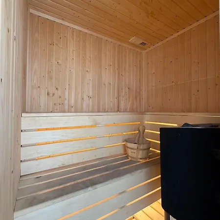 And Chill -luxury With Pool And Sauna In Kato Апартаменты Пафос