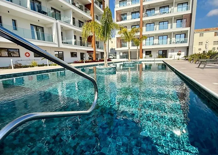 And Chill -luxury With Pool And Sauna In Kato * パ フォス