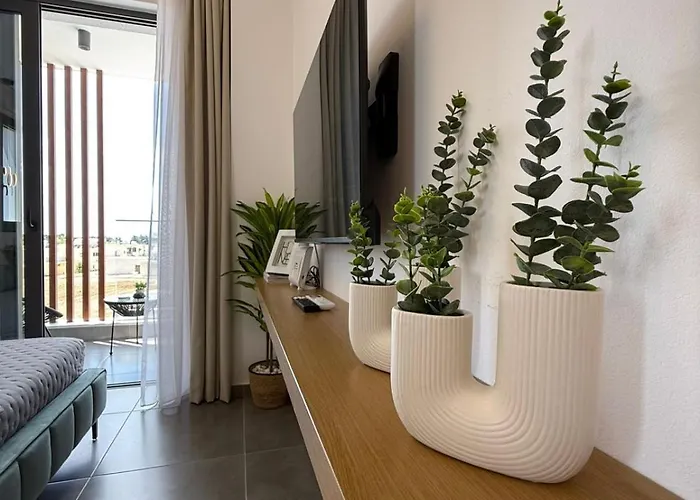 And Chill -luxury With Pool And Sauna In Kato アパート