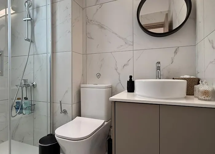 And Chill -luxury With Pool And Sauna In Kato