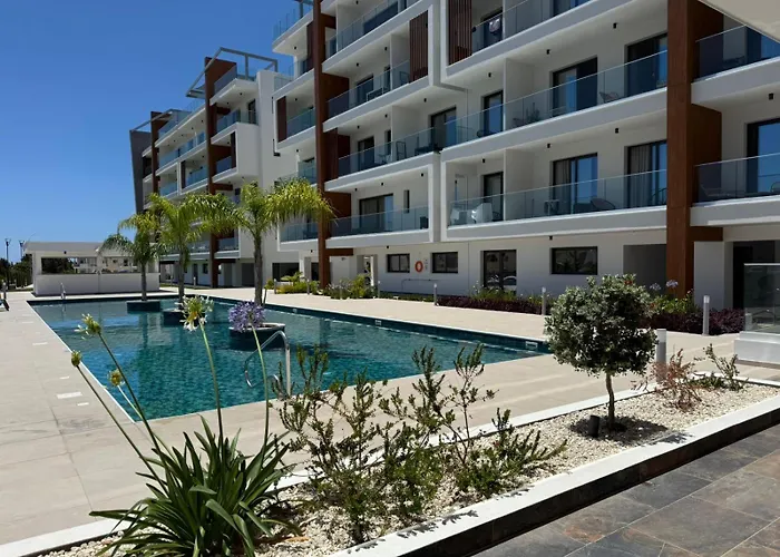 アパート And Chill -luxury With Pool And Sauna In Kato *