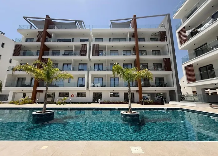 And Chill -luxury With Pool And Sauna In Kato アパート *