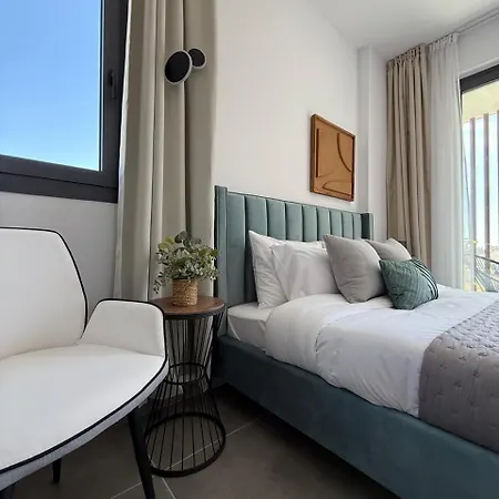 And Chill -luxury With Pool And Sauna In Kato Paphos